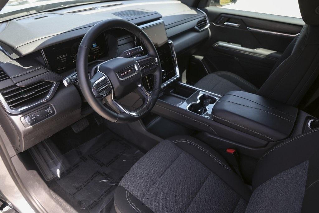 used 2025 GMC Acadia car, priced at $40,698