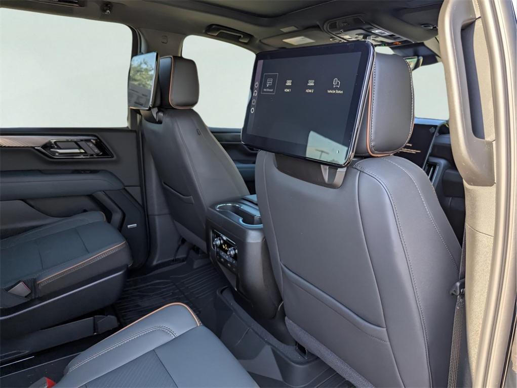 new 2025 GMC Yukon XL car, priced at $90,605