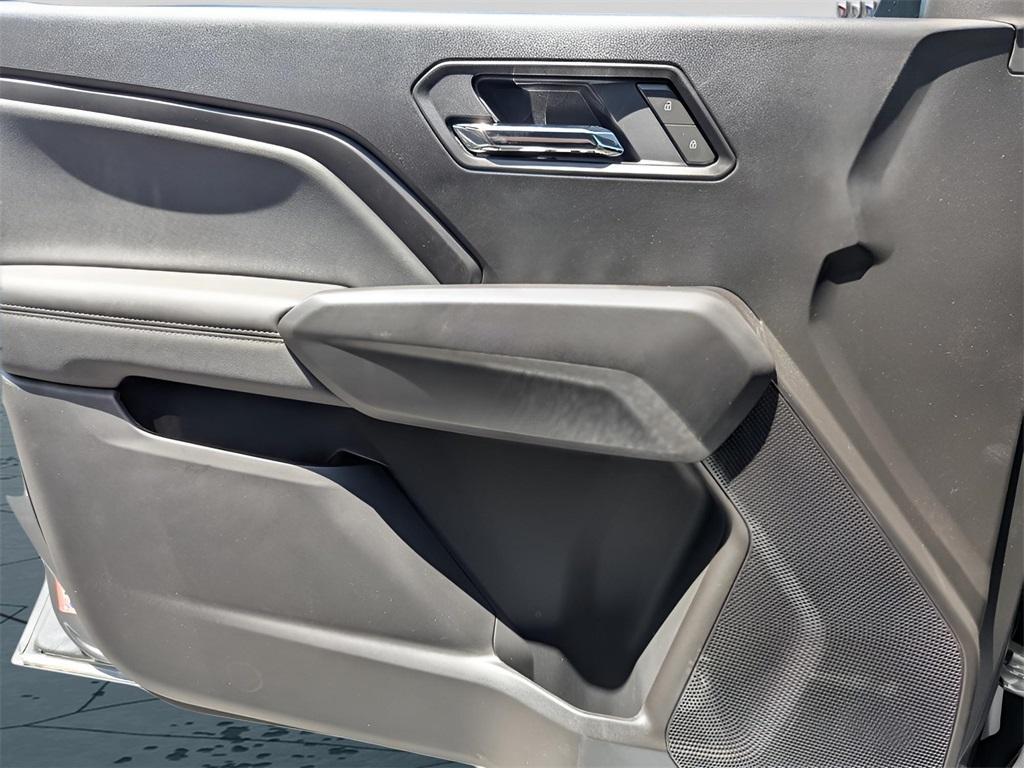 new 2025 GMC Canyon car, priced at $43,945