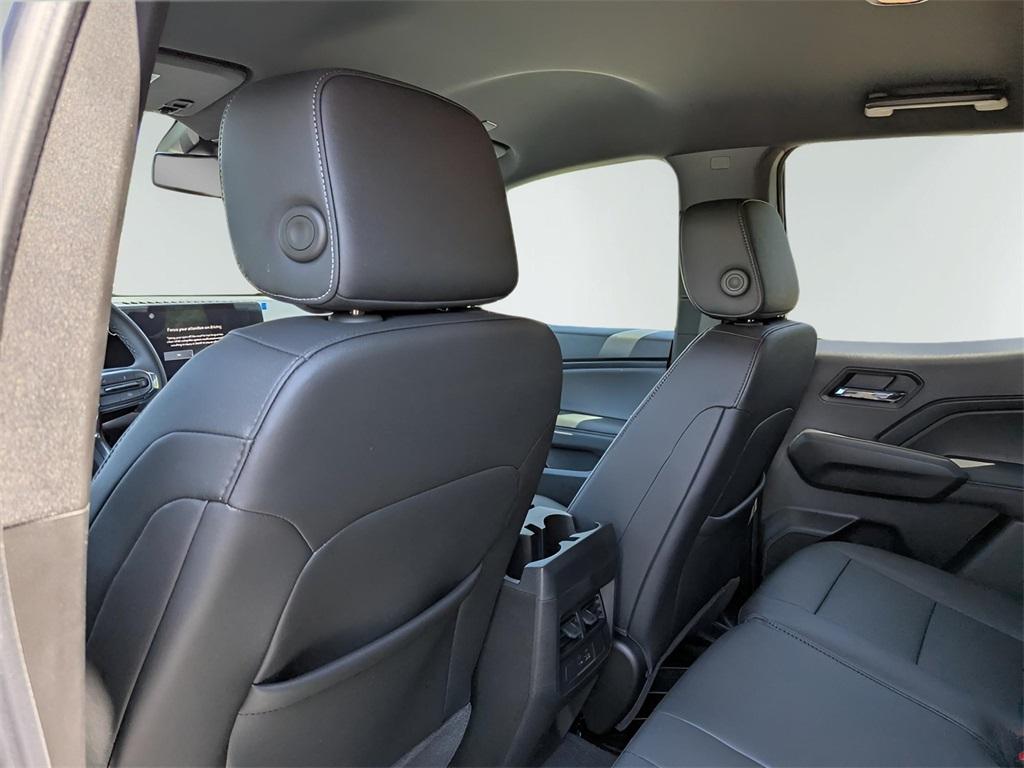 new 2025 GMC Canyon car, priced at $43,945