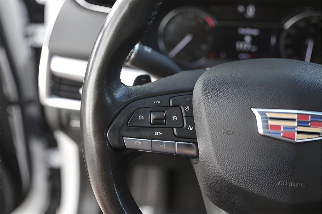 used 2022 Cadillac XT4 car, priced at $24,298