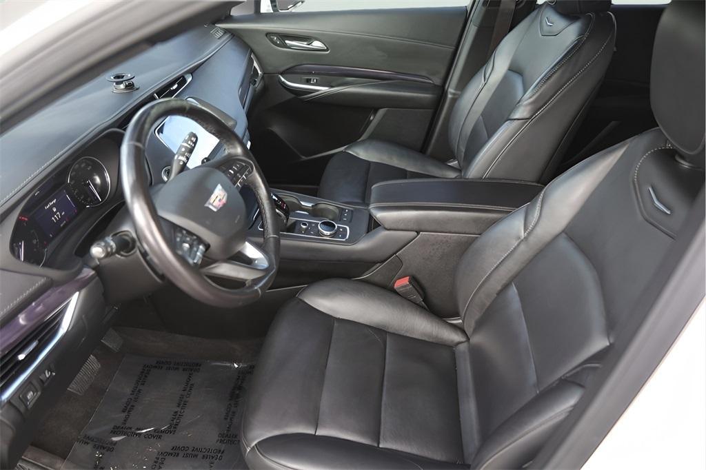 used 2022 Cadillac XT4 car, priced at $24,298