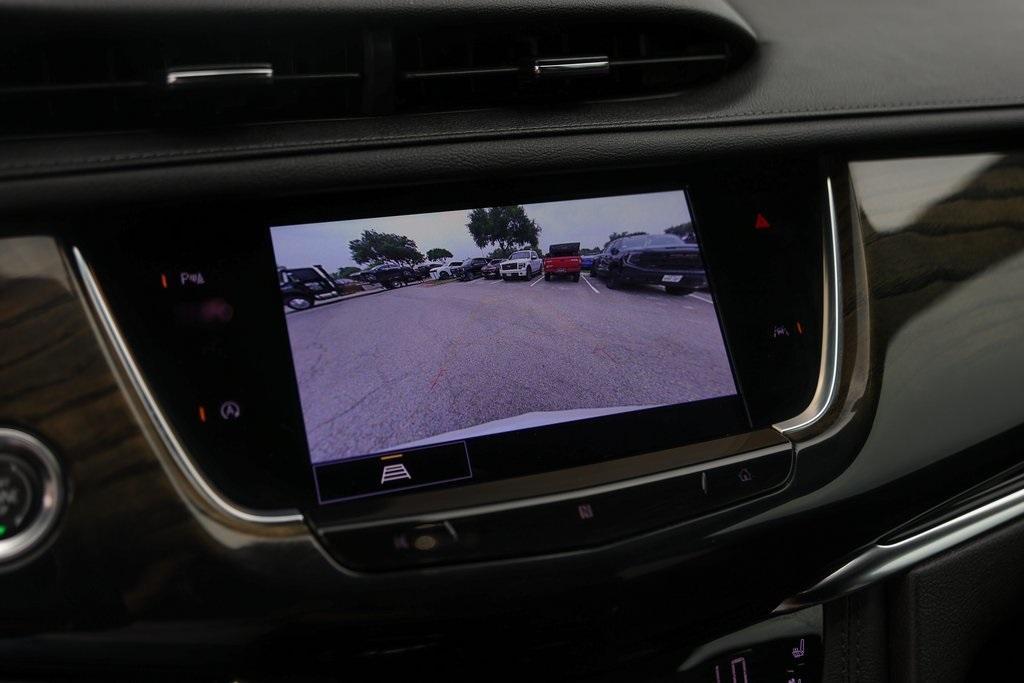 used 2021 Cadillac XT6 car, priced at $31,900