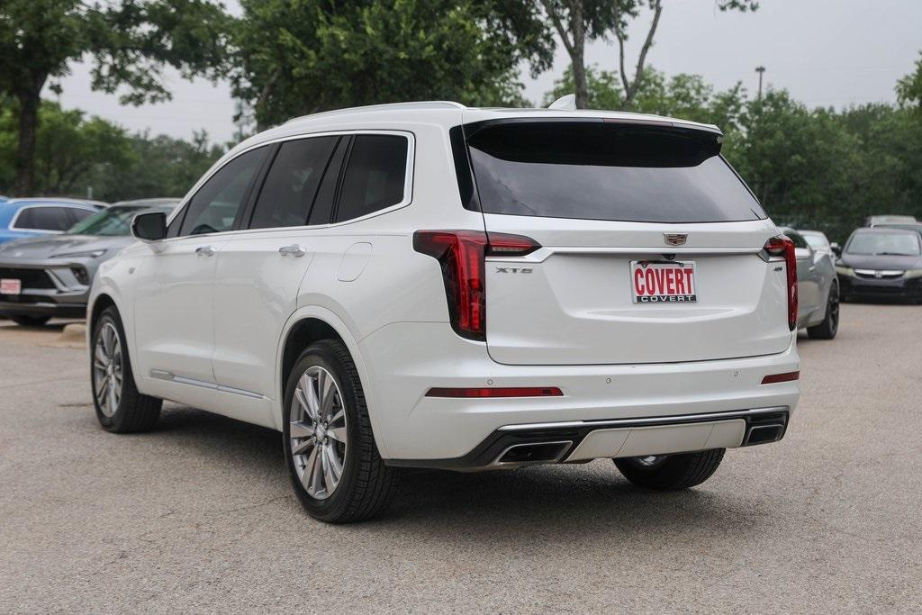 used 2021 Cadillac XT6 car, priced at $31,900
