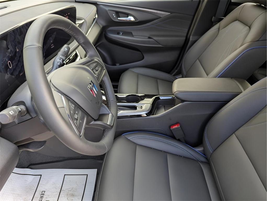 new 2025 Buick Envista car, priced at $27,710