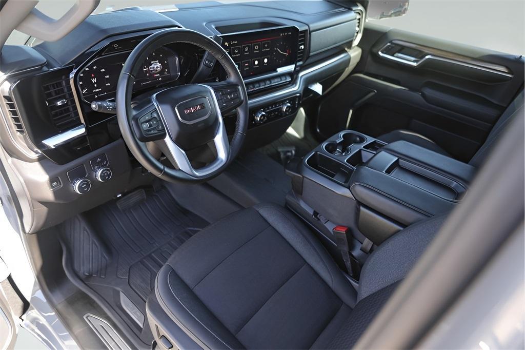 used 2024 GMC Sierra 1500 car, priced at $45,498