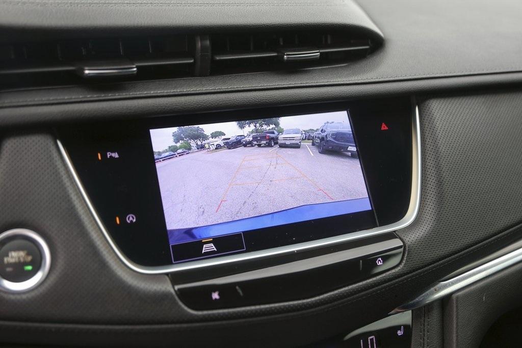 used 2023 Cadillac XT5 car, priced at $31,498