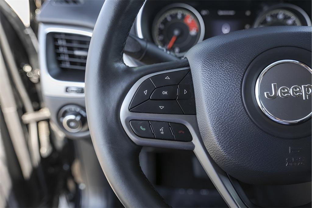 used 2021 Jeep Cherokee car, priced at $19,900