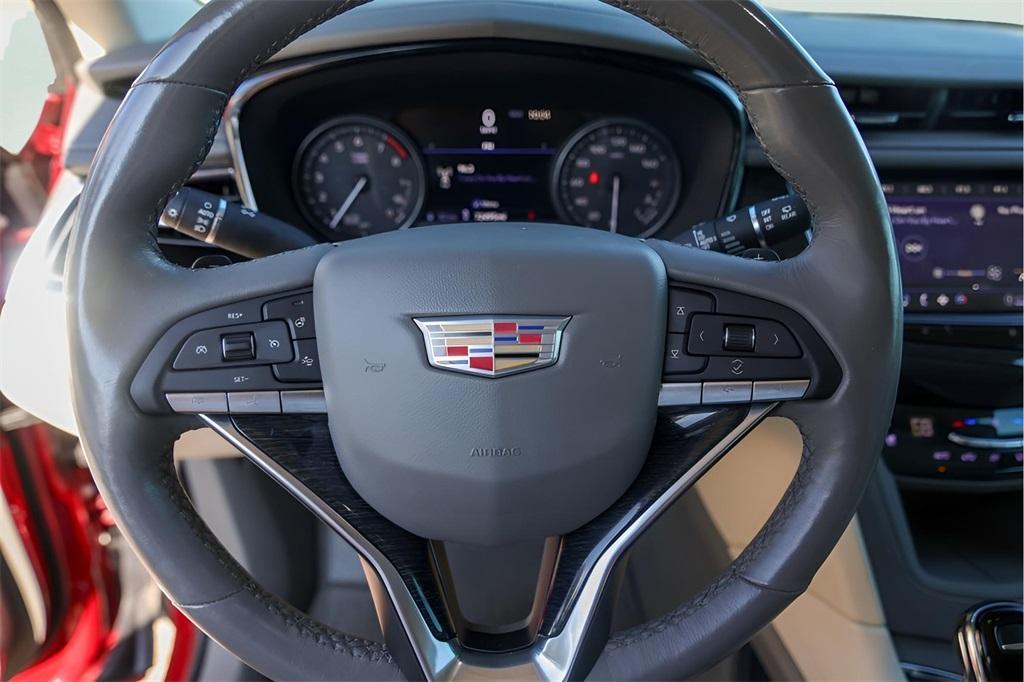 used 2021 Cadillac XT6 car, priced at $25,900