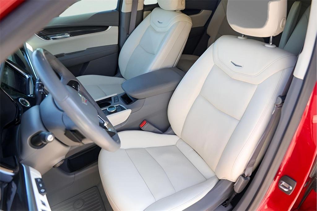 used 2021 Cadillac XT6 car, priced at $25,900