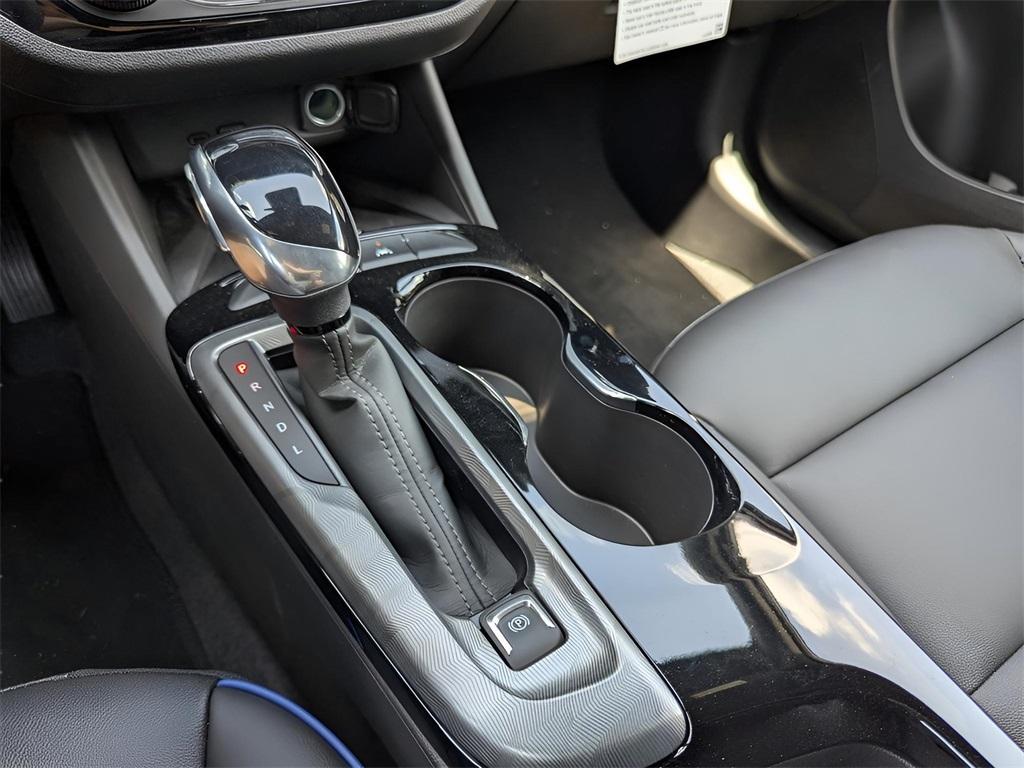 new 2025 Buick Envista car, priced at $29,350