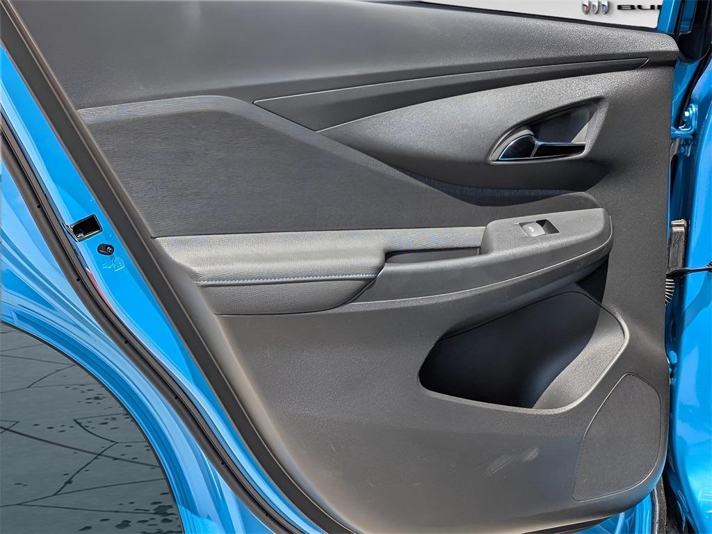 new 2025 Buick Envista car, priced at $29,350