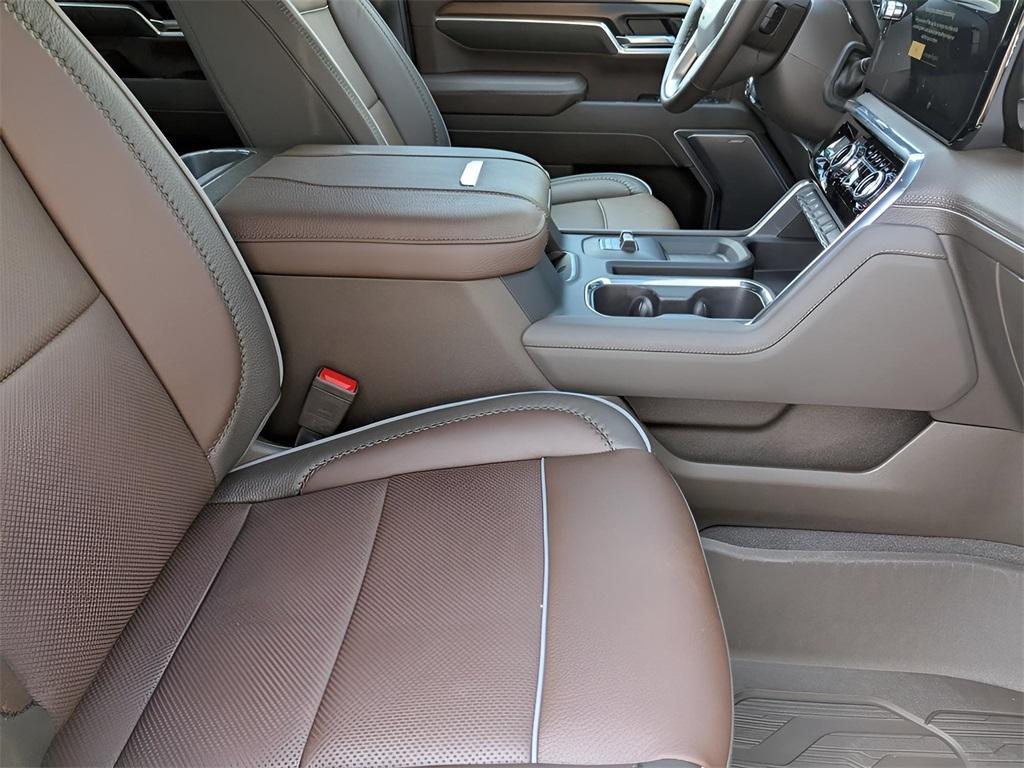 new 2025 GMC Sierra 2500 car, priced at $80,845