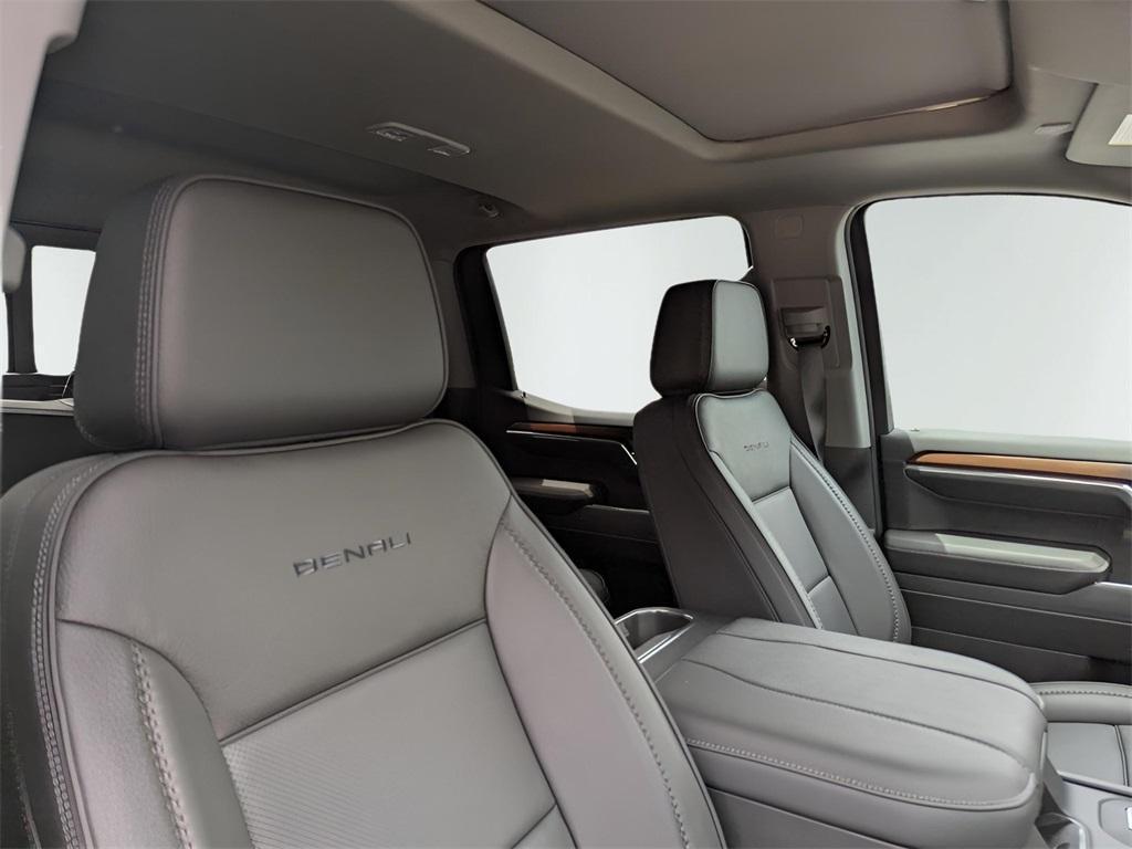 new 2025 GMC Sierra 1500 car, priced at $66,900