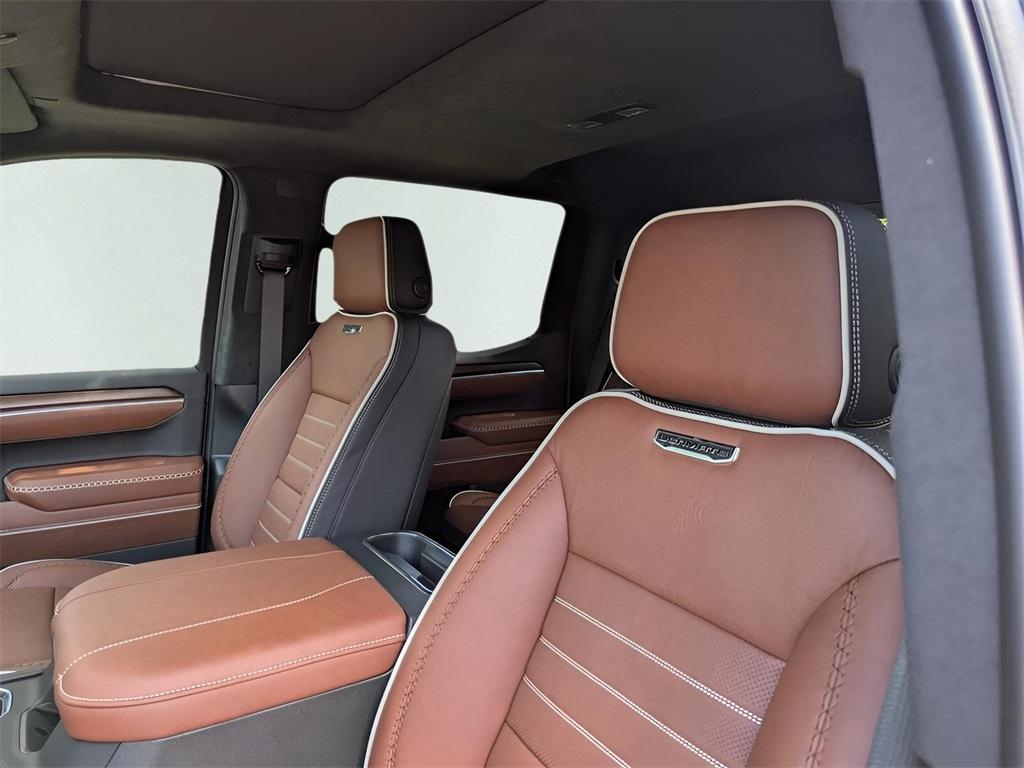 new 2025 GMC Sierra 1500 car, priced at $76,054