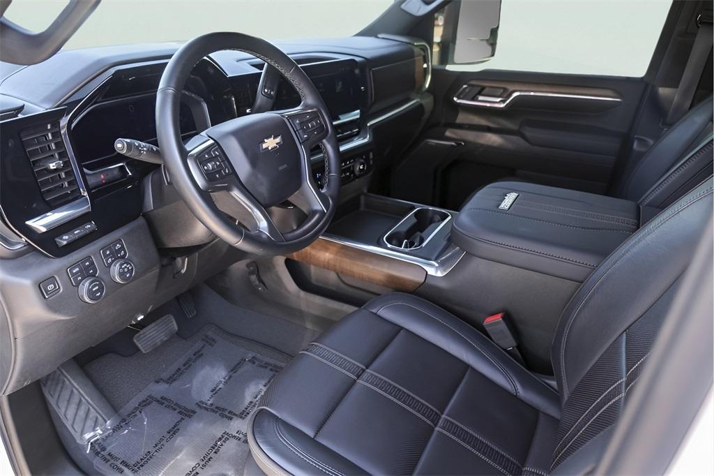 used 2024 Chevrolet Silverado 2500 car