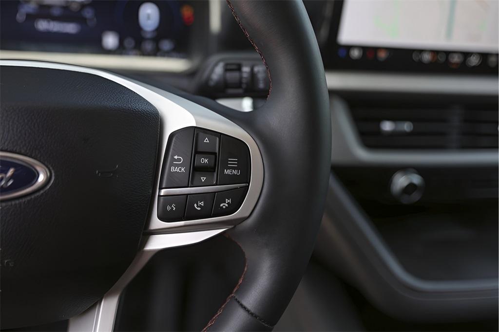 used 2025 Ford Explorer car, priced at $41,633
