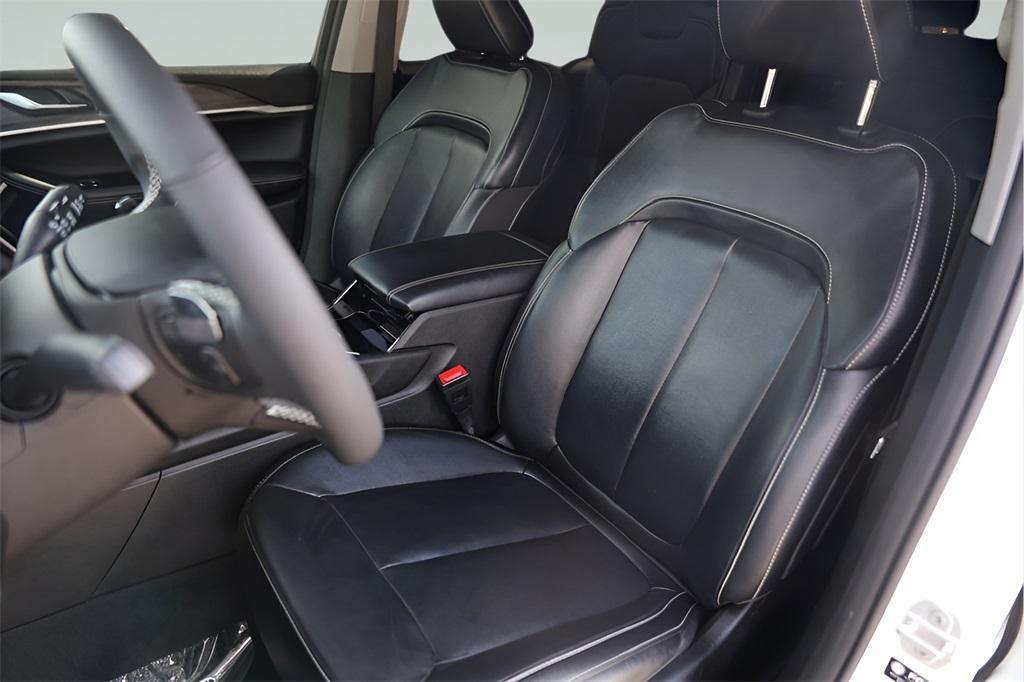 used 2023 Jeep Grand Cherokee L car, priced at $32,900