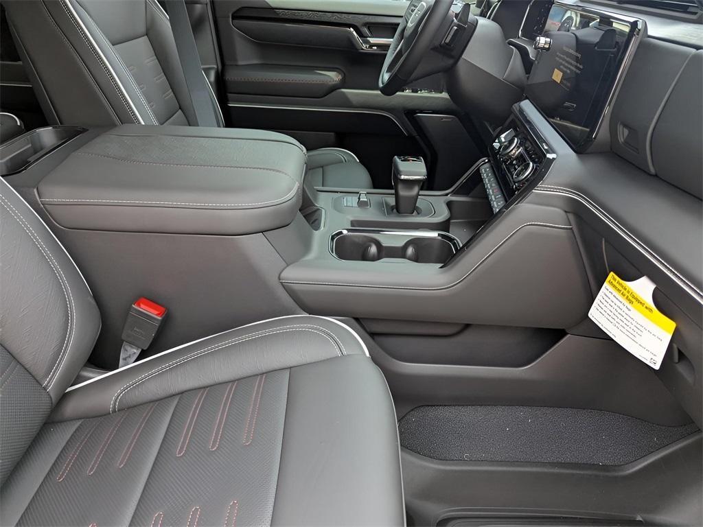 new 2025 GMC Sierra 1500 car, priced at $75,679