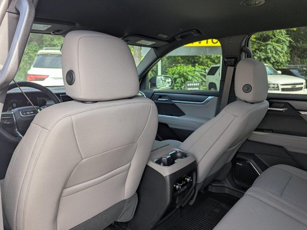 new 2025 GMC Acadia car, priced at $42,752
