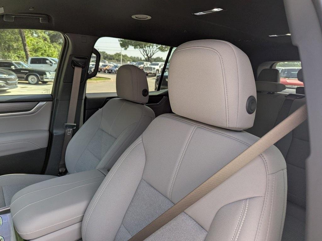 new 2025 GMC Acadia car, priced at $42,752