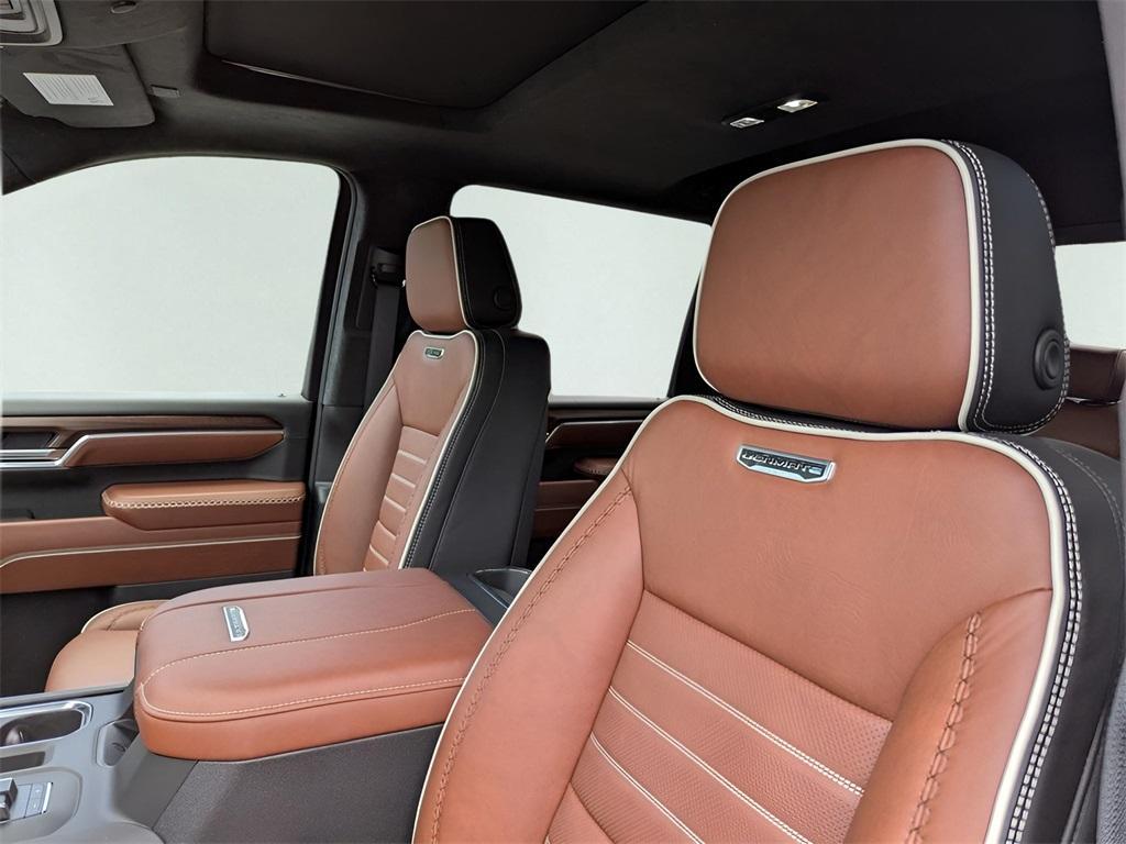 new 2025 GMC Sierra 2500 car, priced at $90,279