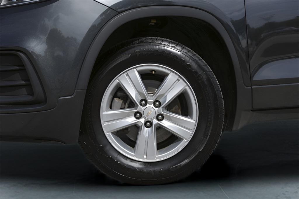 used 2020 Chevrolet Trax car, priced at $15,800
