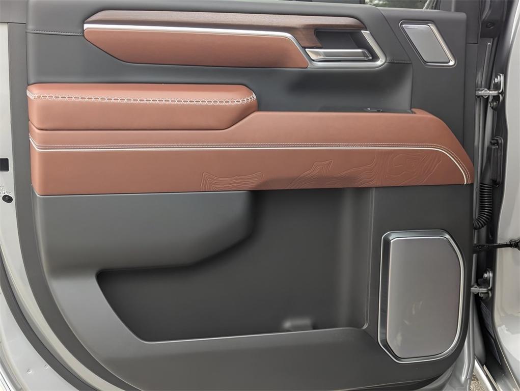 new 2025 GMC Sierra 2500 car, priced at $98,279
