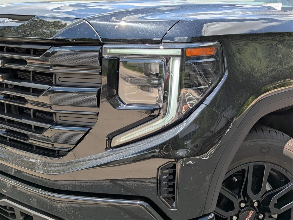 new 2024 GMC Sierra 1500 car, priced at $42,770