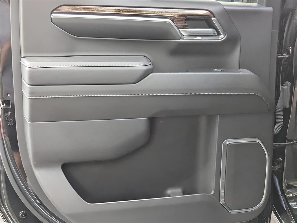 new 2024 GMC Sierra 1500 car, priced at $42,770