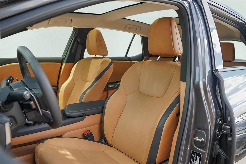 used 2024 Lexus RZ 300e car, priced at $37,400