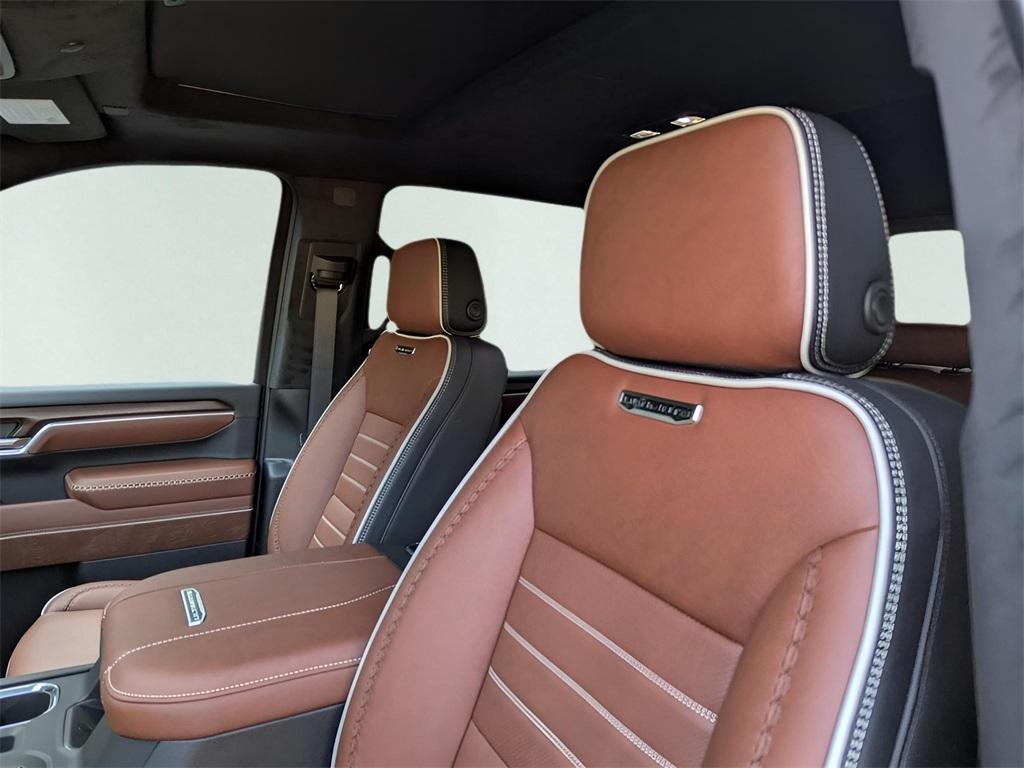 new 2025 GMC Sierra 2500 car, priced at $90,279
