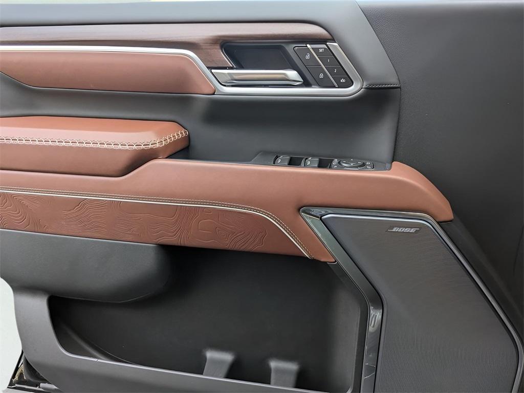 new 2025 GMC Sierra 2500 car, priced at $90,279