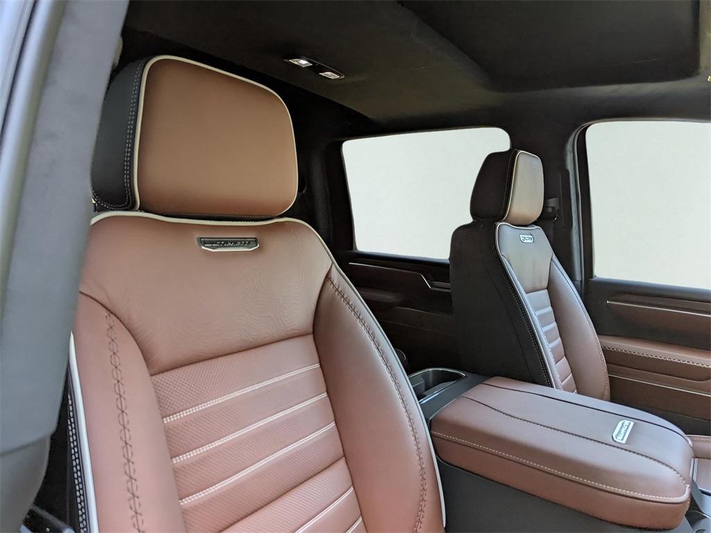 new 2025 GMC Sierra 2500 car, priced at $90,279