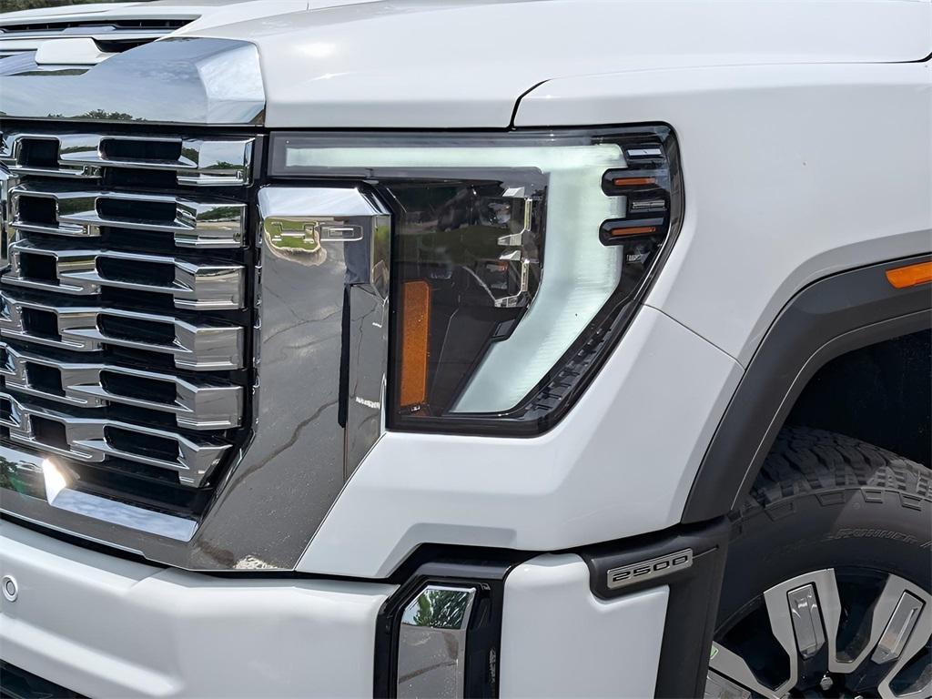 new 2025 GMC Sierra 2500 car, priced at $84,665