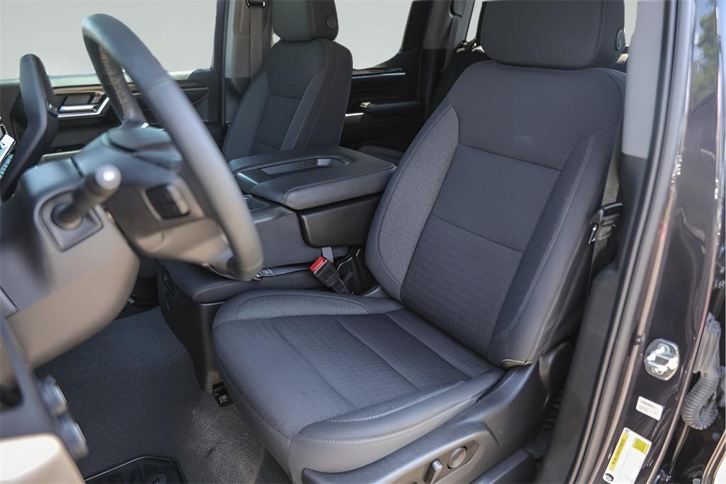 used 2023 Chevrolet Silverado 1500 car, priced at $39,900