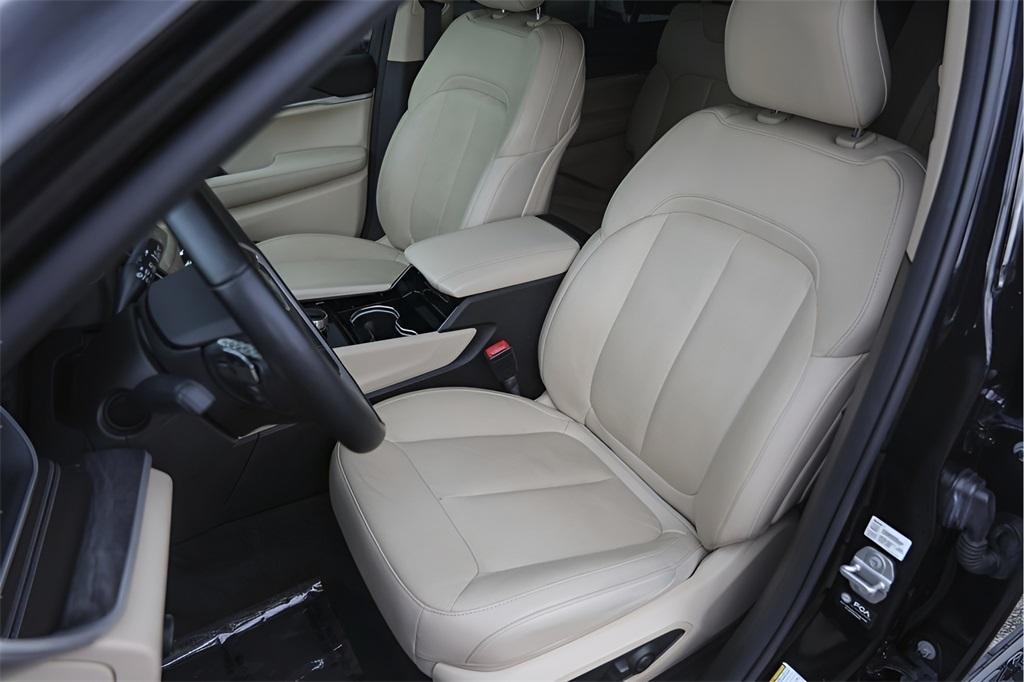 used 2021 Jeep Grand Cherokee L car, priced at $28,498