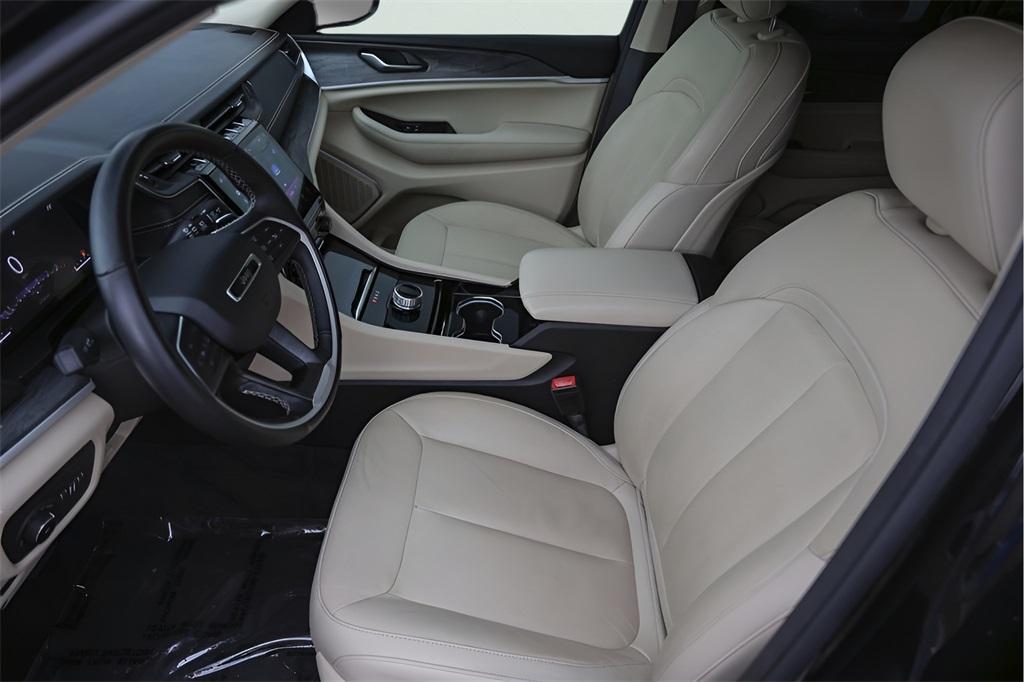 used 2021 Jeep Grand Cherokee L car, priced at $28,498