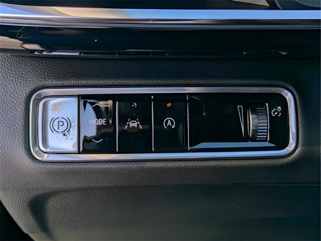 new 2025 Buick Envision car, priced at $38,935