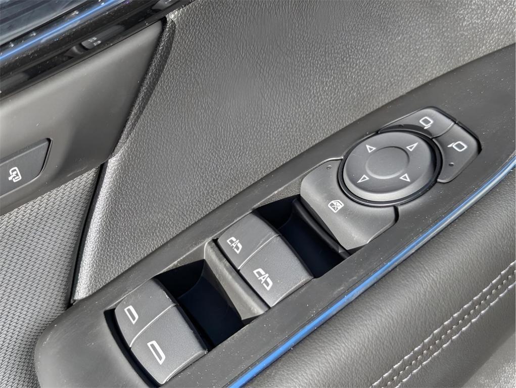 new 2025 Buick Envision car, priced at $38,935