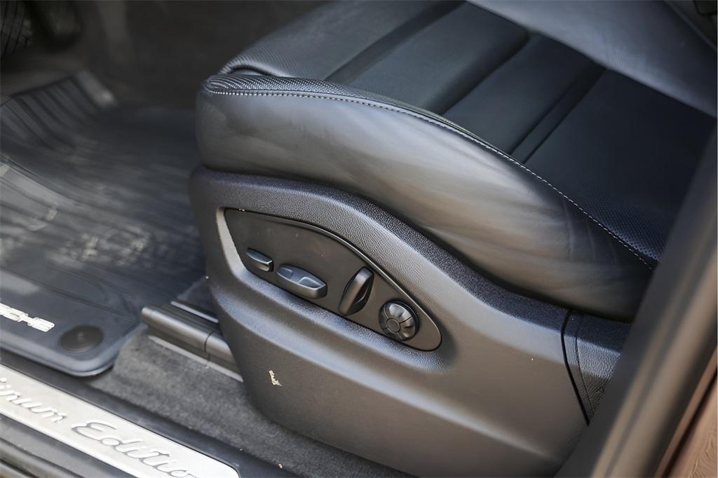 used 2022 Porsche Cayenne car, priced at $70,900