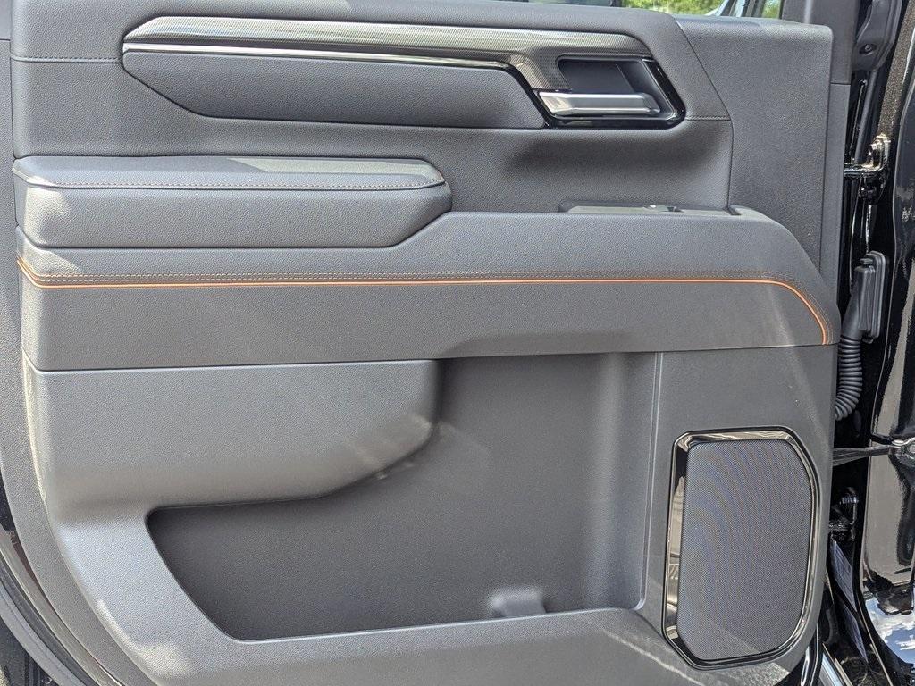 new 2025 GMC Sierra 2500 car, priced at $85,299