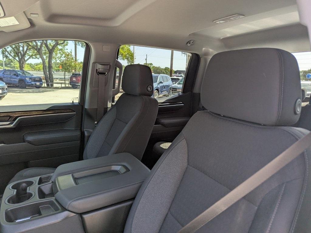 new 2025 GMC Sierra 1500 car, priced at $42,995