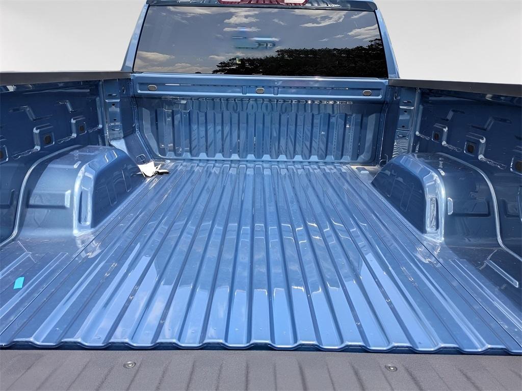 new 2025 GMC Sierra 1500 car, priced at $43,815