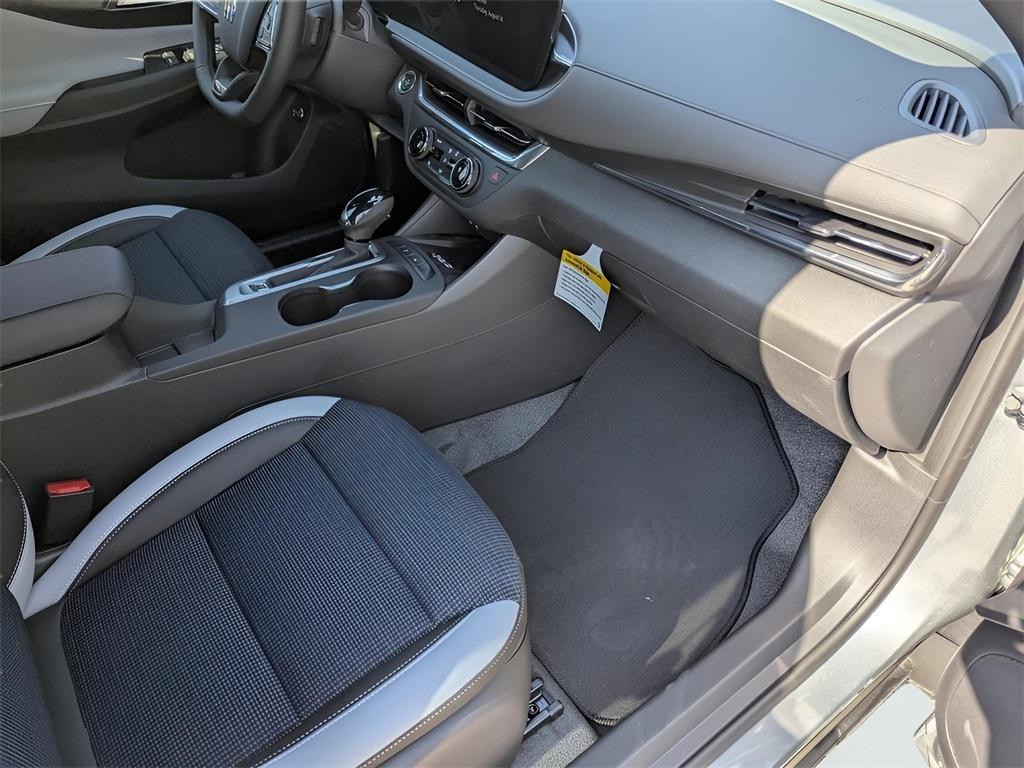 new 2025 Buick Envista car, priced at $25,175