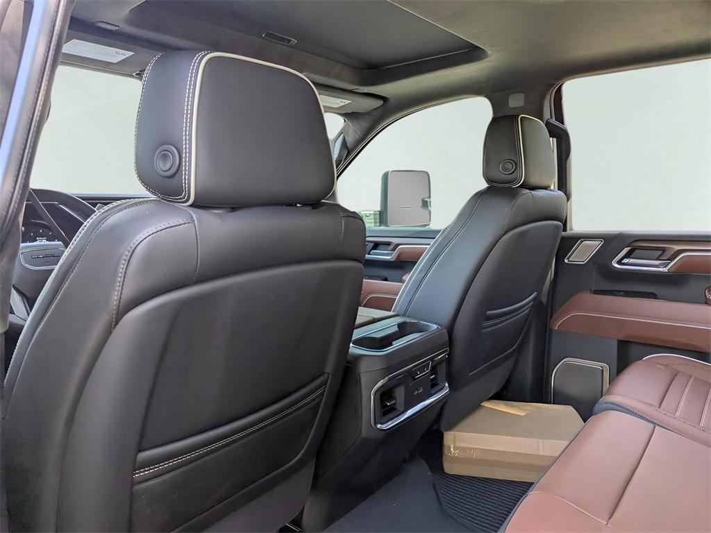 new 2025 GMC Sierra 2500 car, priced at $90,279
