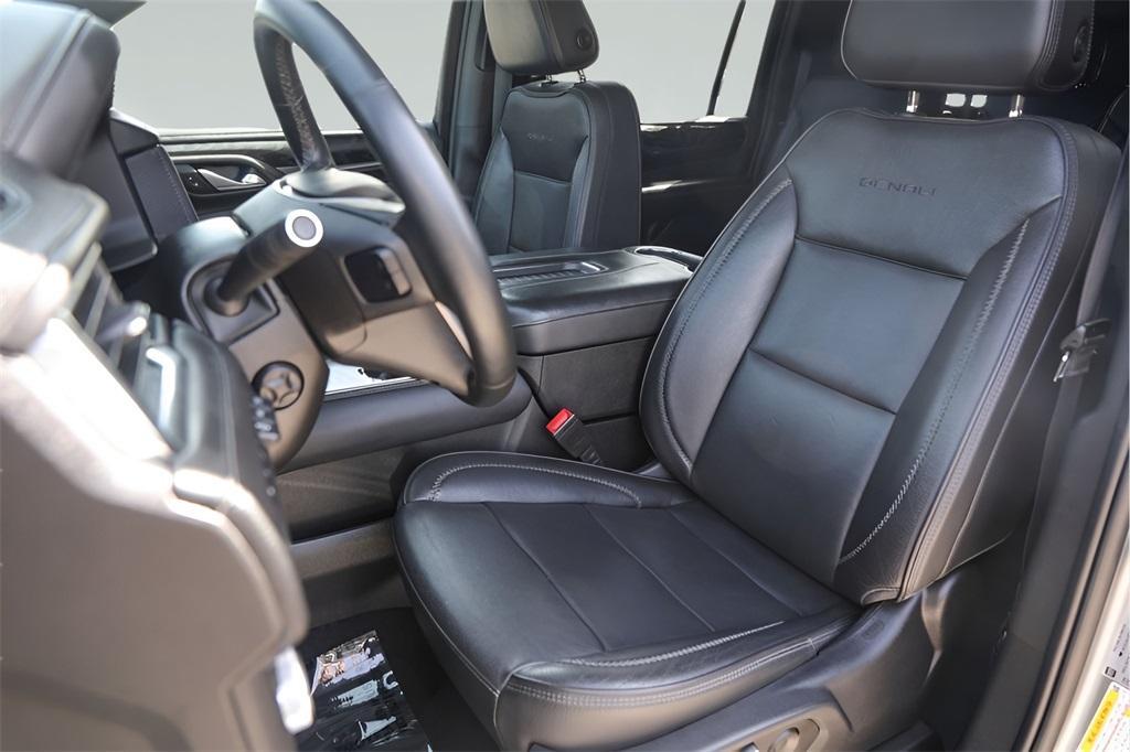 used 2023 GMC Yukon XL car, priced at $61,498