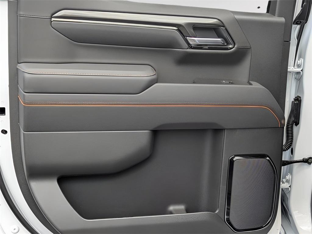 new 2025 GMC Sierra 1500 car, priced at $69,529