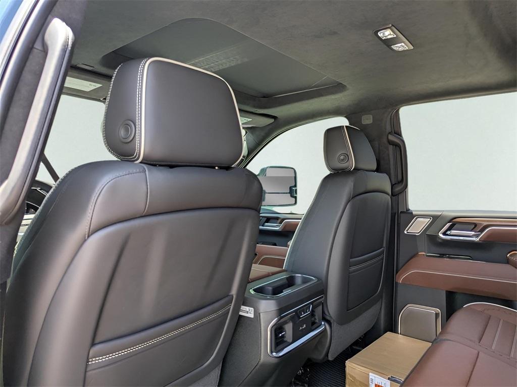 new 2025 GMC Sierra 2500 car, priced at $92,779