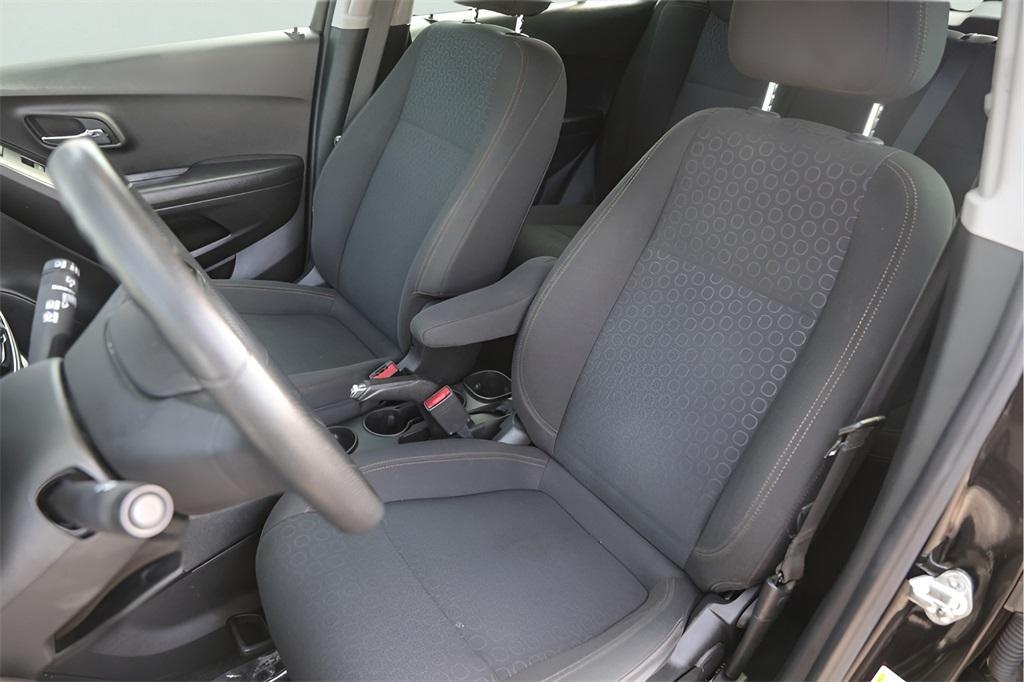 used 2020 Chevrolet Trax car, priced at $14,900